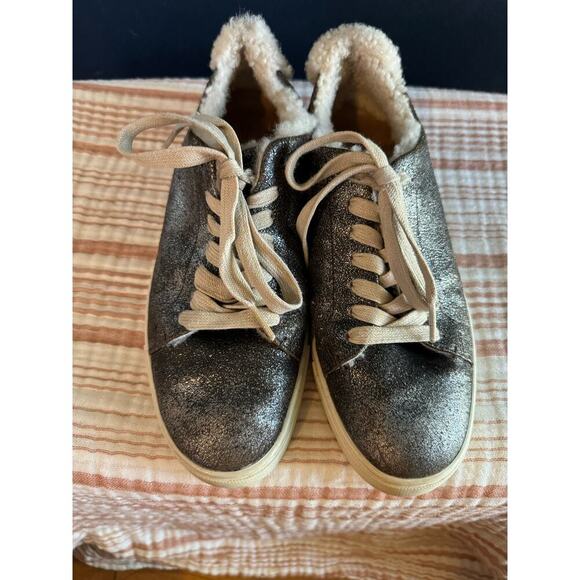 Frye Metallic Ivy Low Lace Shearling Sneaker size 7.5 - Picture 4 of 10